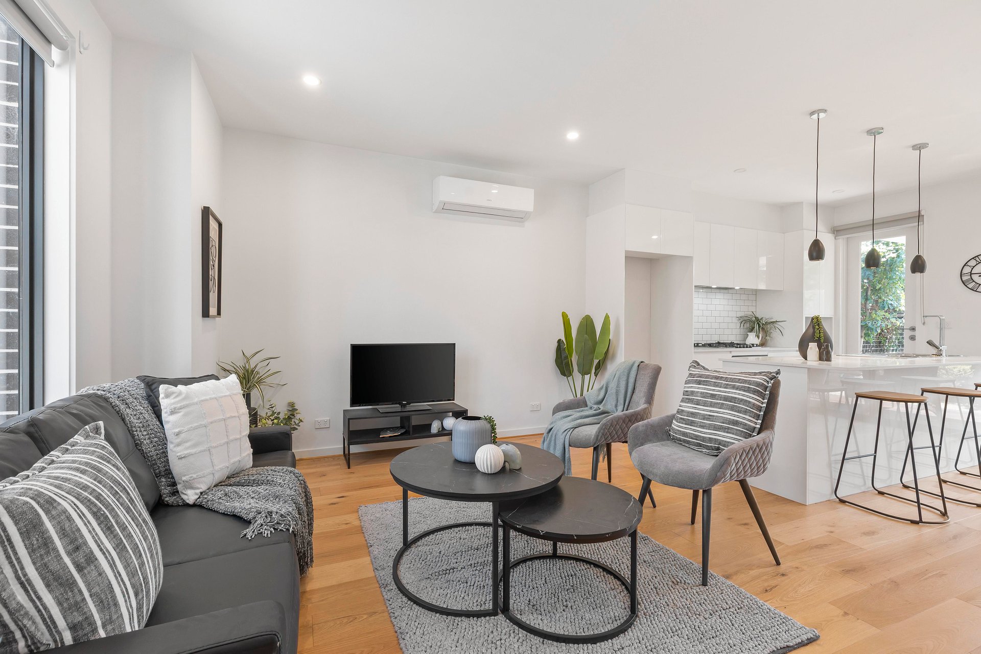 2/99 Mount Dandenong Road, Ringwood&nbsp;East image 2