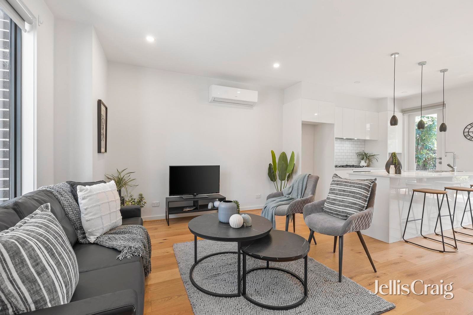 2/99 Mt Dandenong Road, Ringwood&nbsp;East image 2