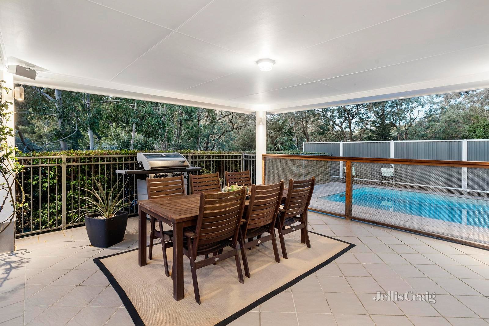 299 Oban Road, Donvale image 12