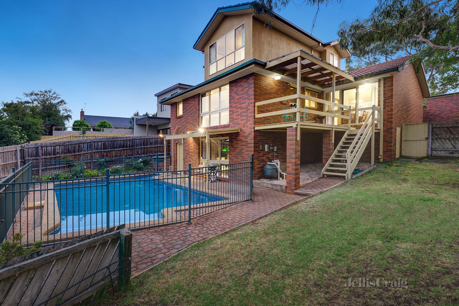 299 Porter Street, Templestowe image 2