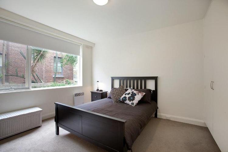 2/999 Burke Road, Camberwell image 2