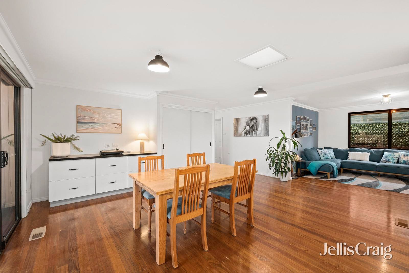 29a Ballantyne Crescent, Kilsyth image 4