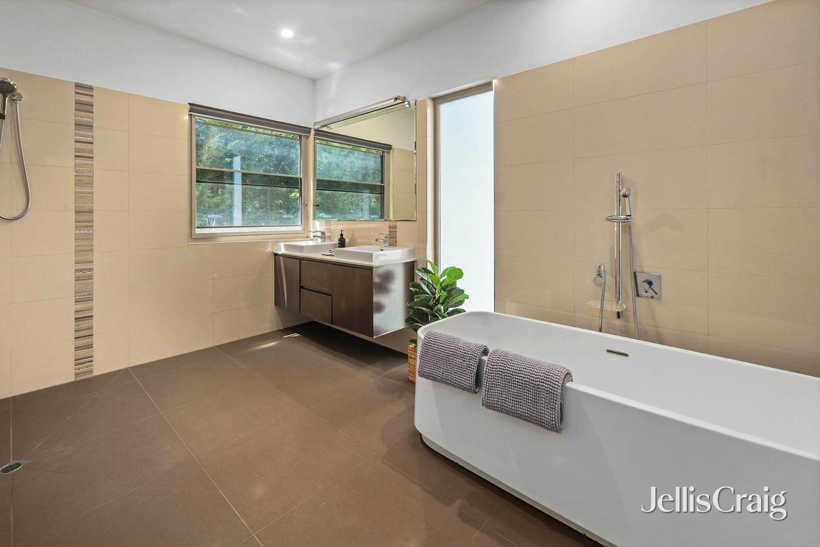 29A Farnham Road, Healesville image 14