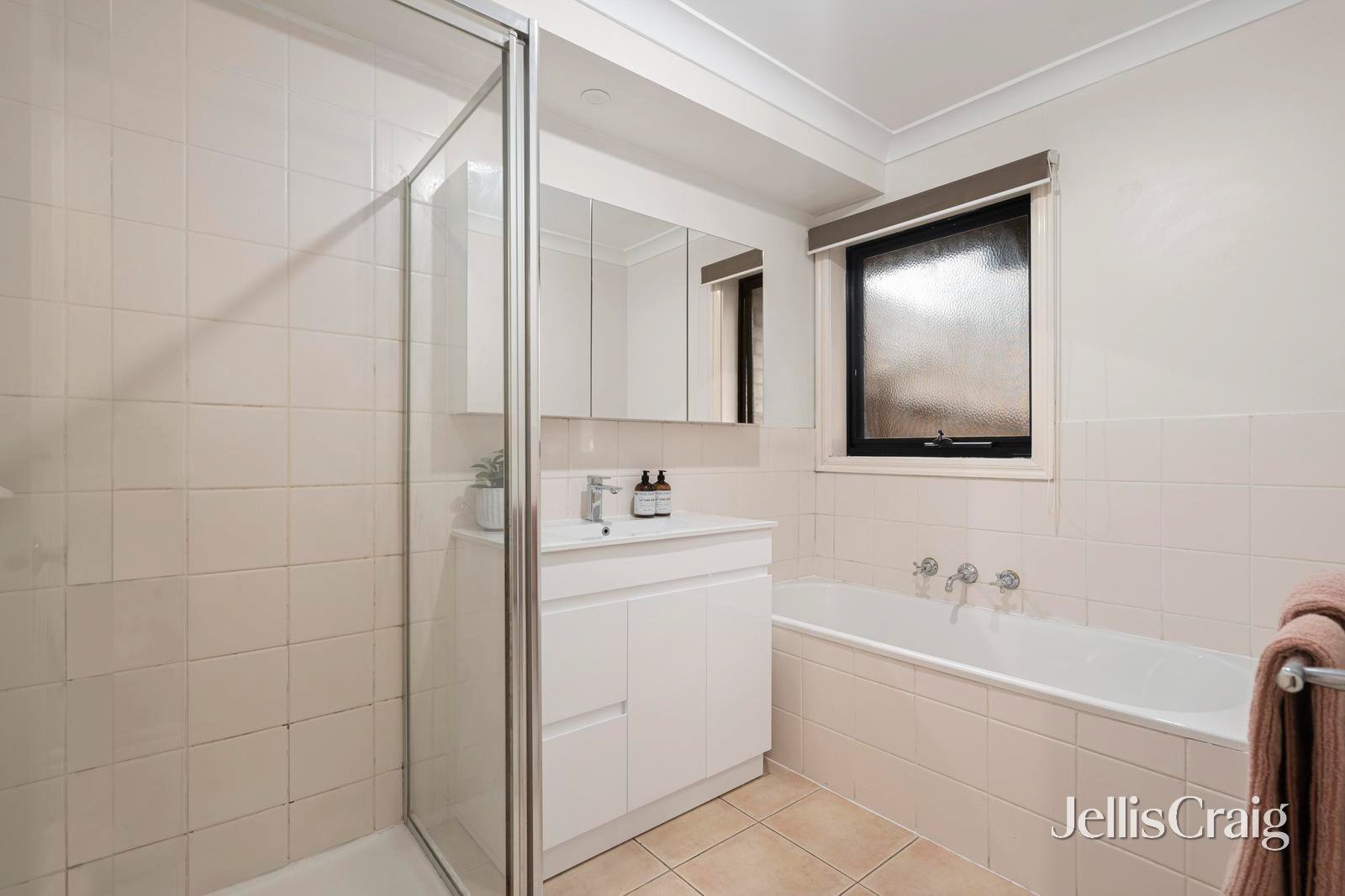 29A Jesmond Road, Croydon image 9