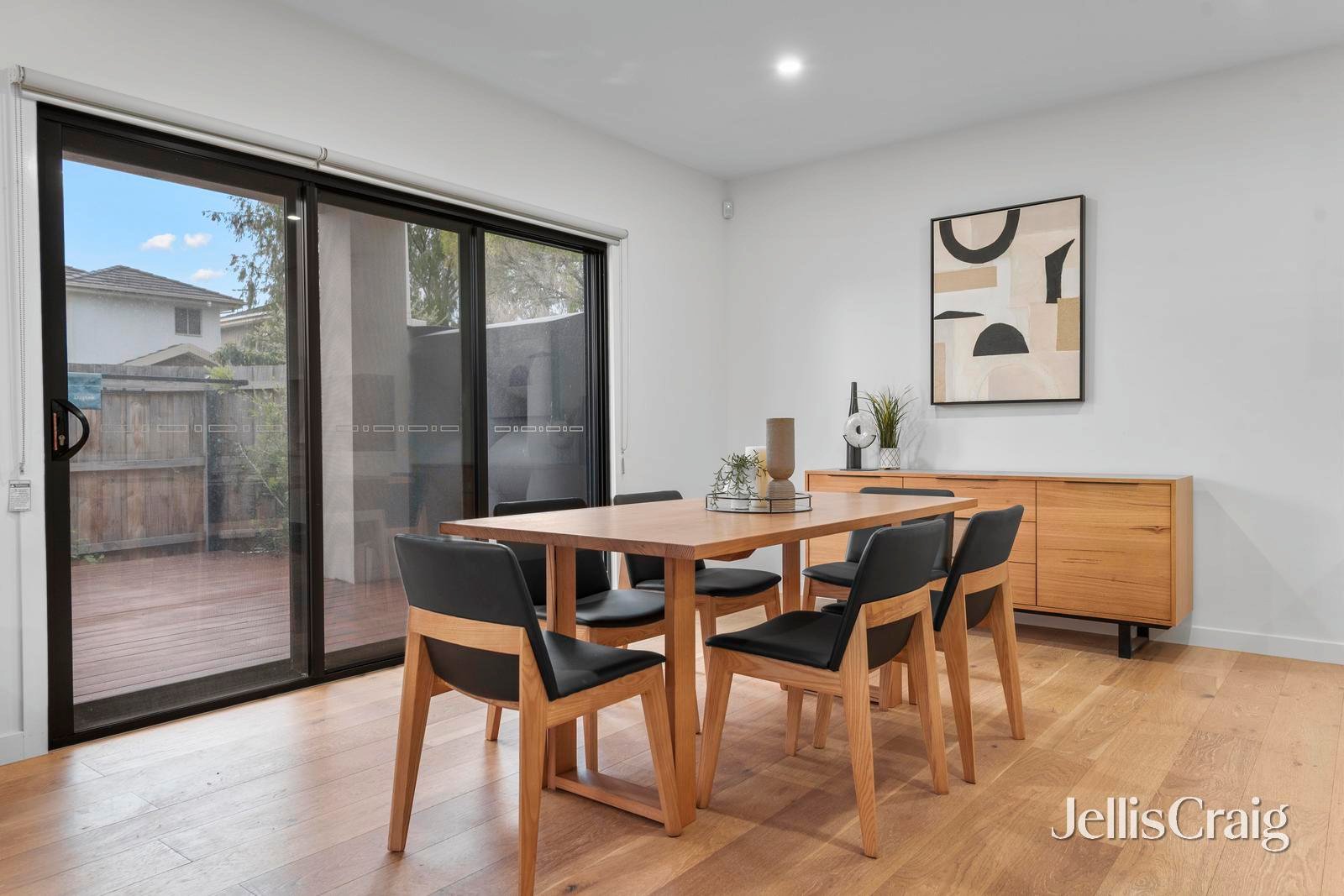 29A Monterey Avenue, Glen Waverley image 5