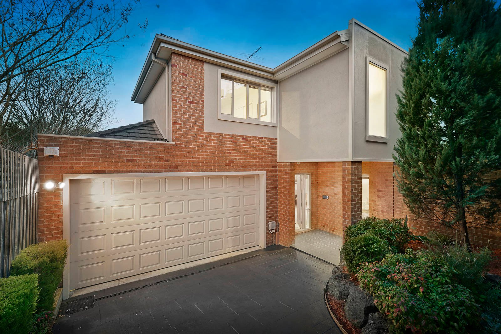 Property Gallery - Main Image
