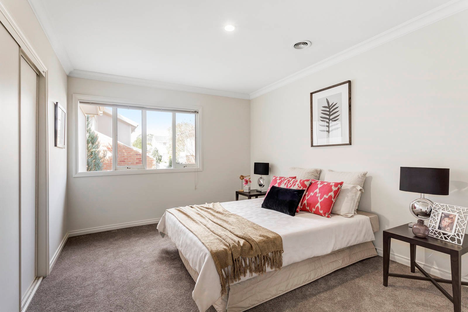 Property Gallery Thumbnail 10