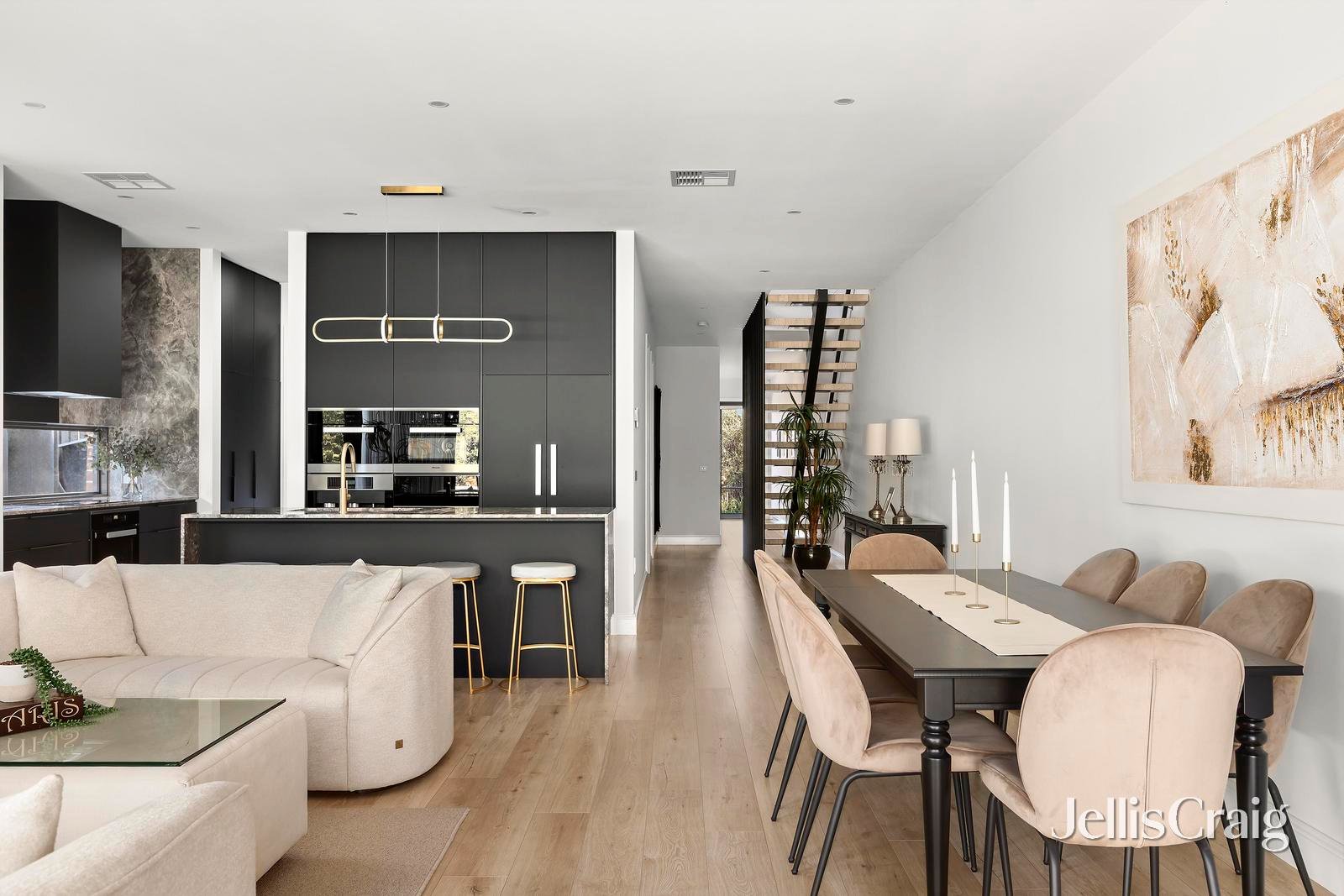 29A Tasman Avenue, Strathmore Heights image 5