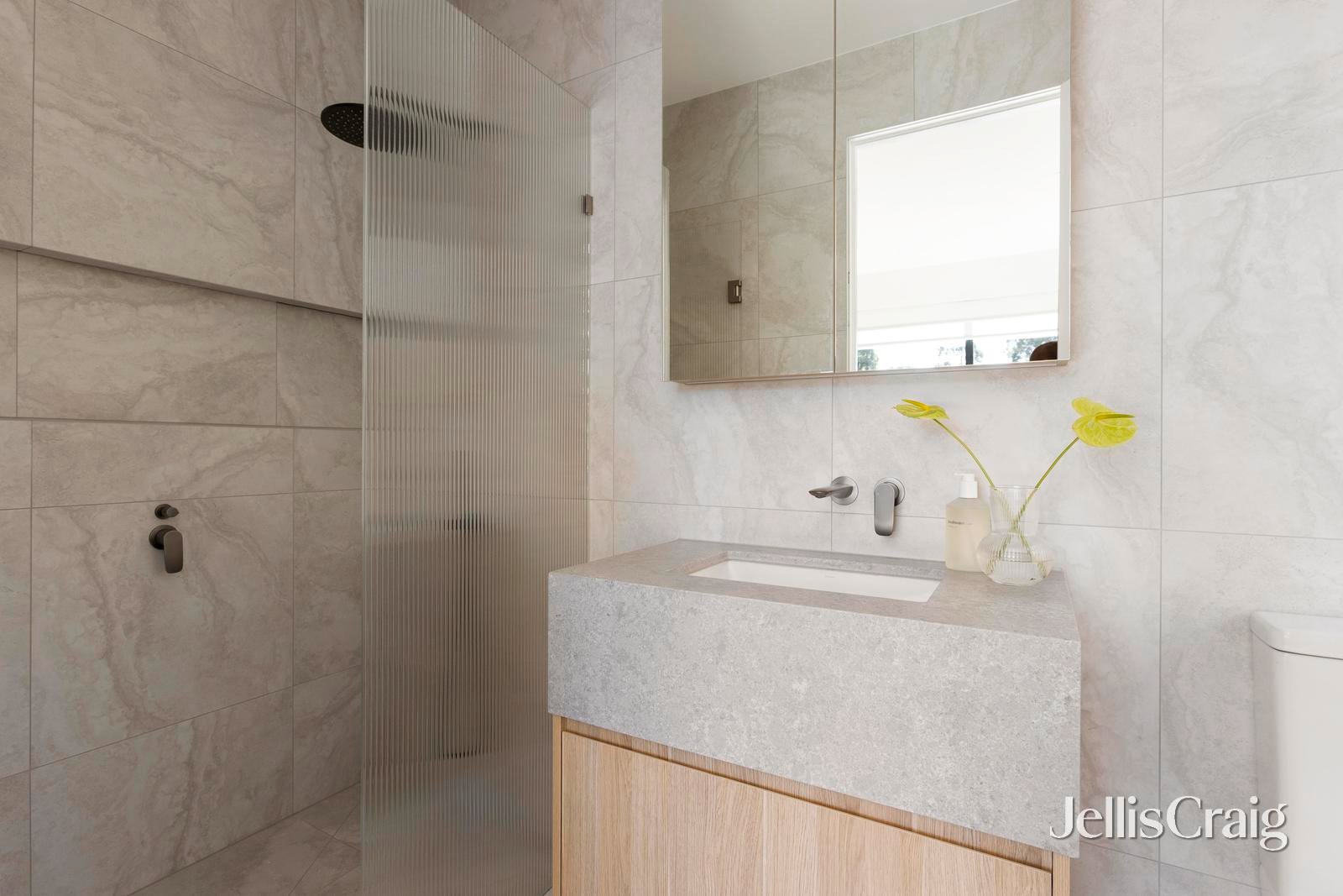 2A Alandale Avenue, Balwyn image 8