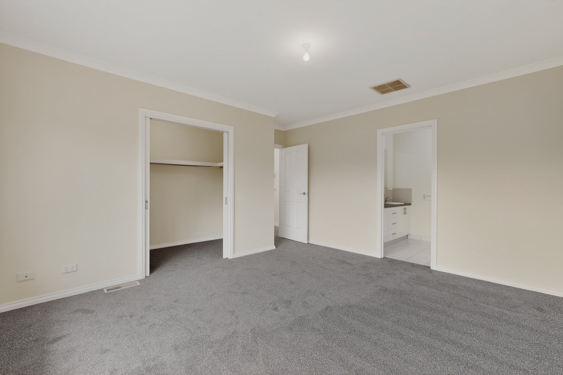 2A Amiriya Street, Bentleigh East image 7