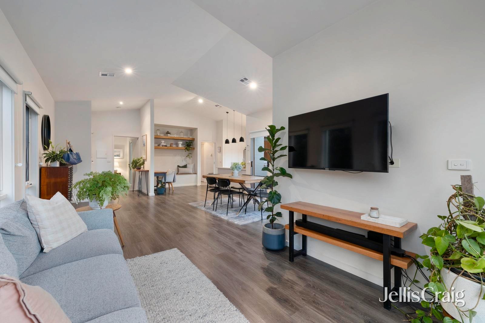 2a Anstee Grove, Bentleigh image 3