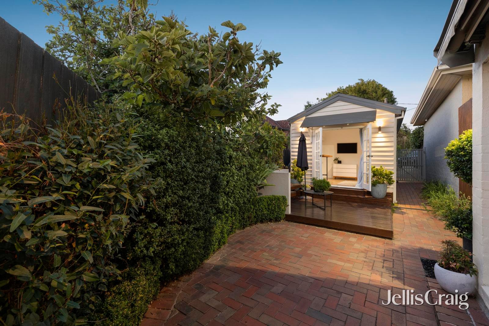 2a Anstee Grove, Bentleigh image 18