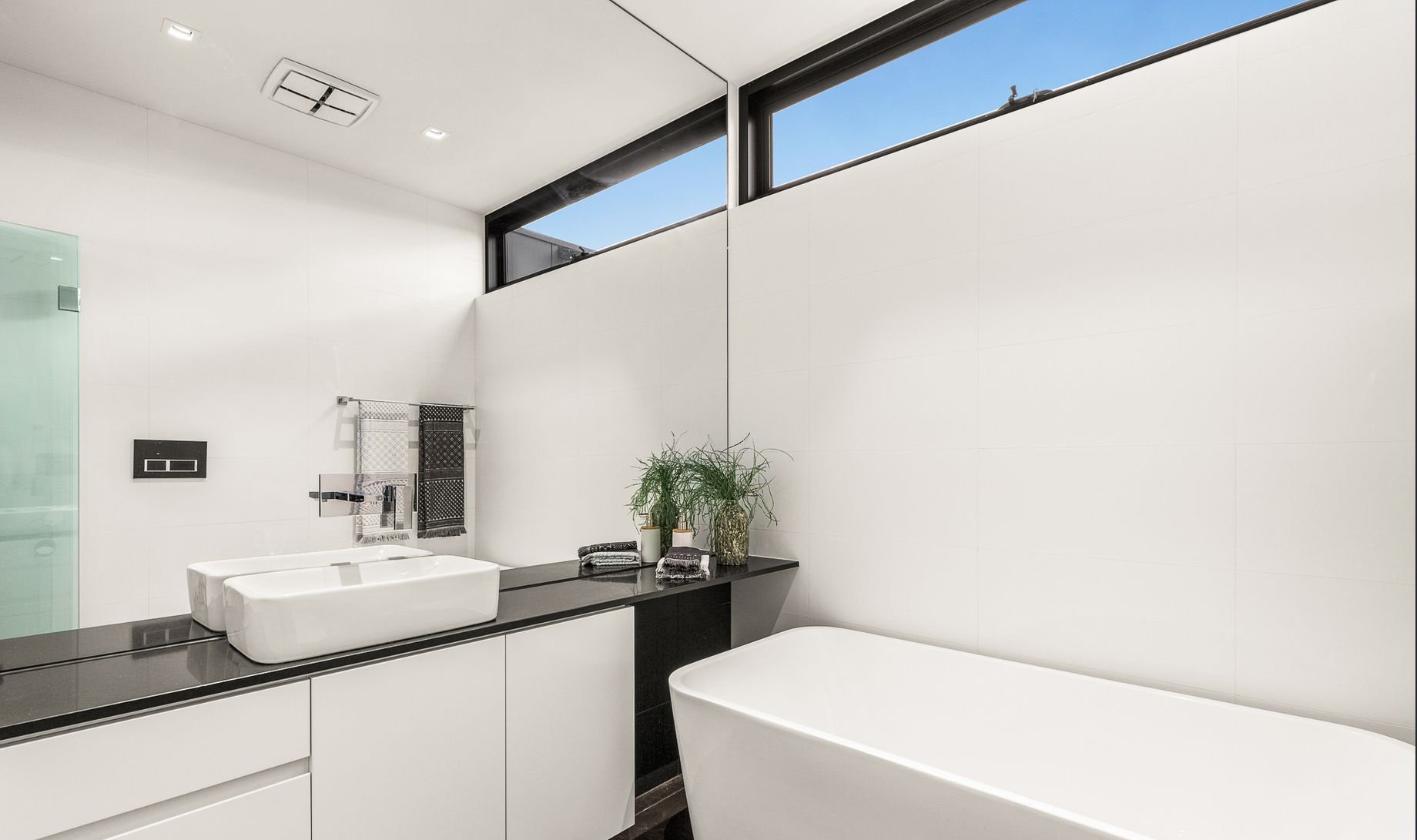 Property Gallery Thumbnail 14