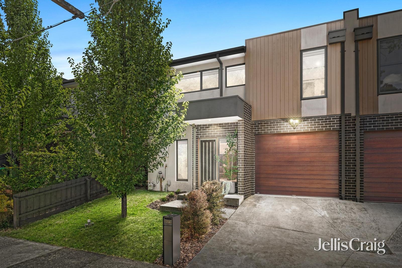 2A Beatrice Street, Kilsyth image 1