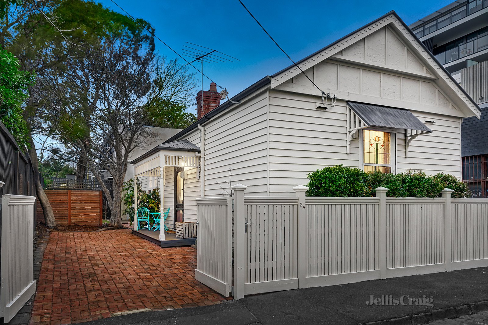 2A Boardman Street, Malvern East image 1