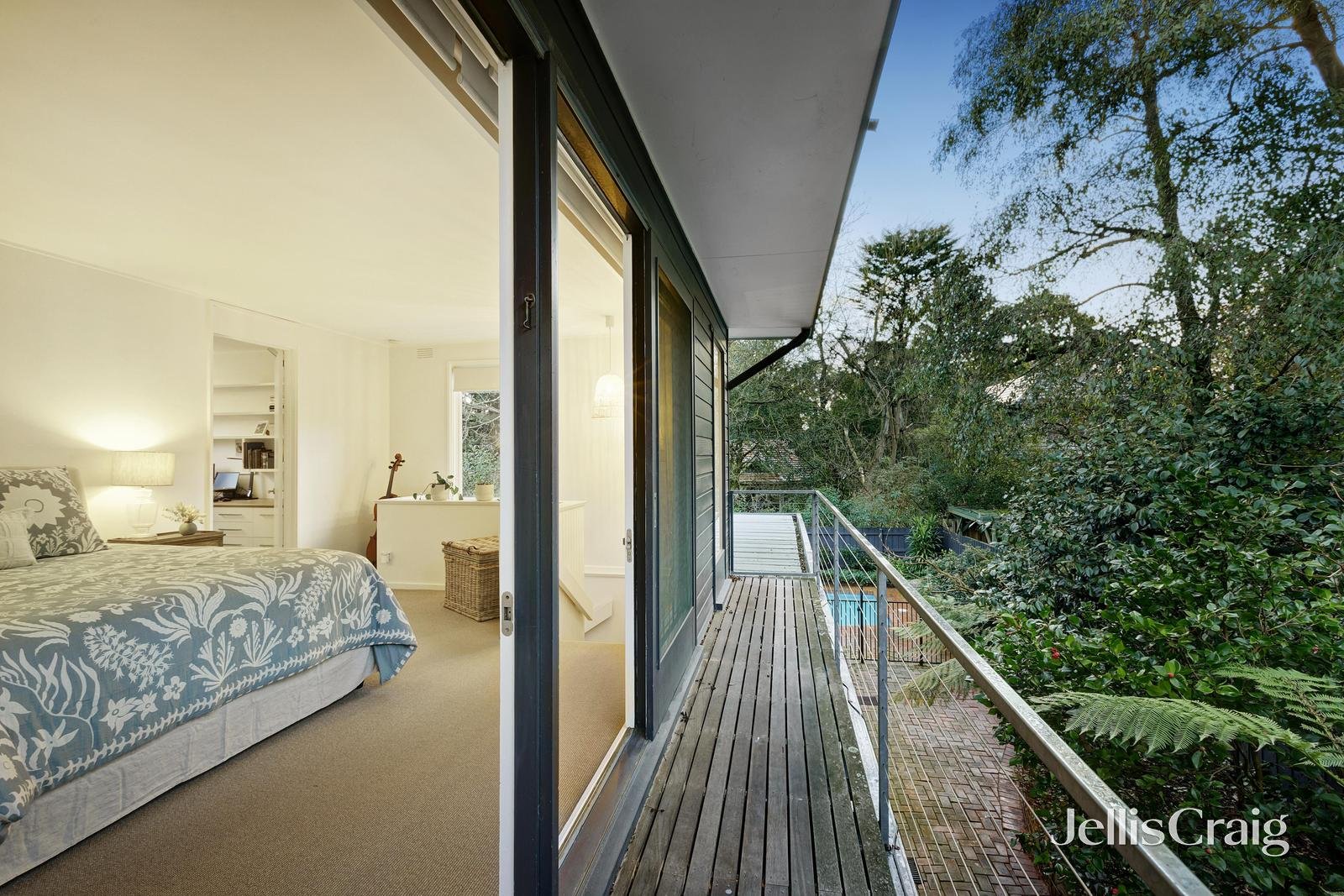 2A Boongarry Avenue, Blackburn image 9