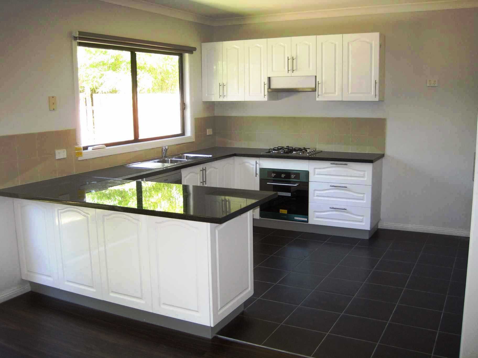 2A Braemar Street, Croydon image 2