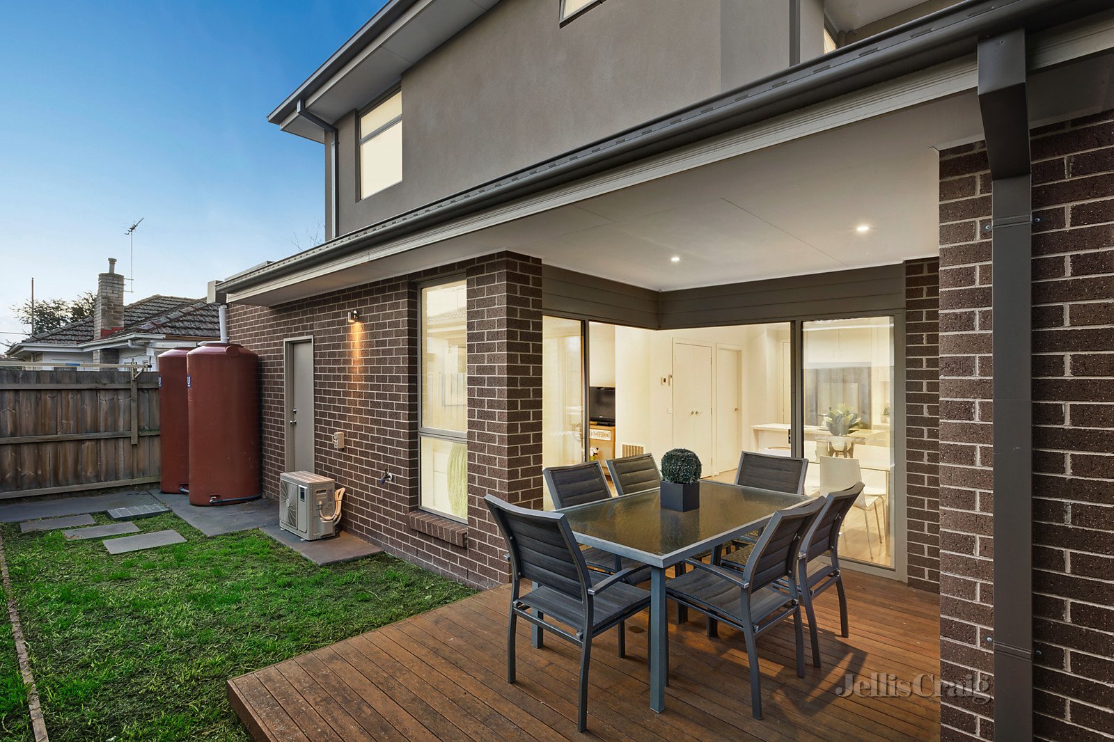 2A Clifford Court, Forest Hill image 10