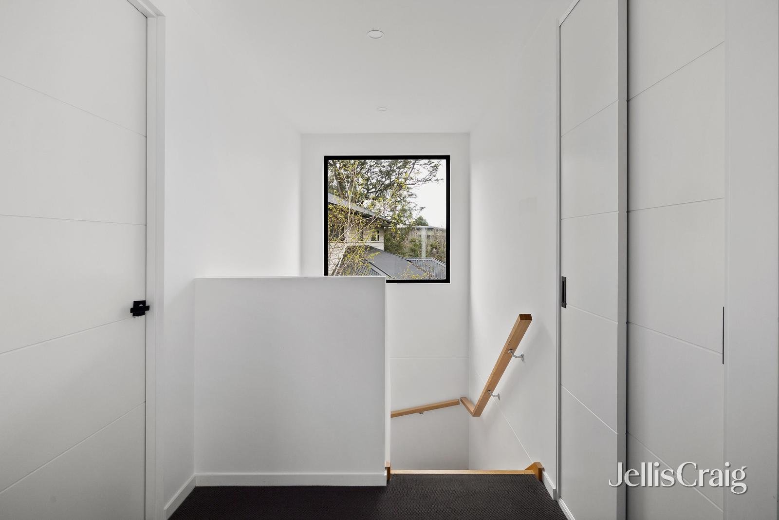 2A Crozier Court, Mckinnon image 11