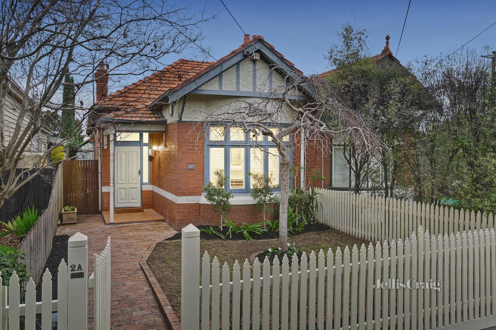 2A Davis Street, Elsternwick image 1