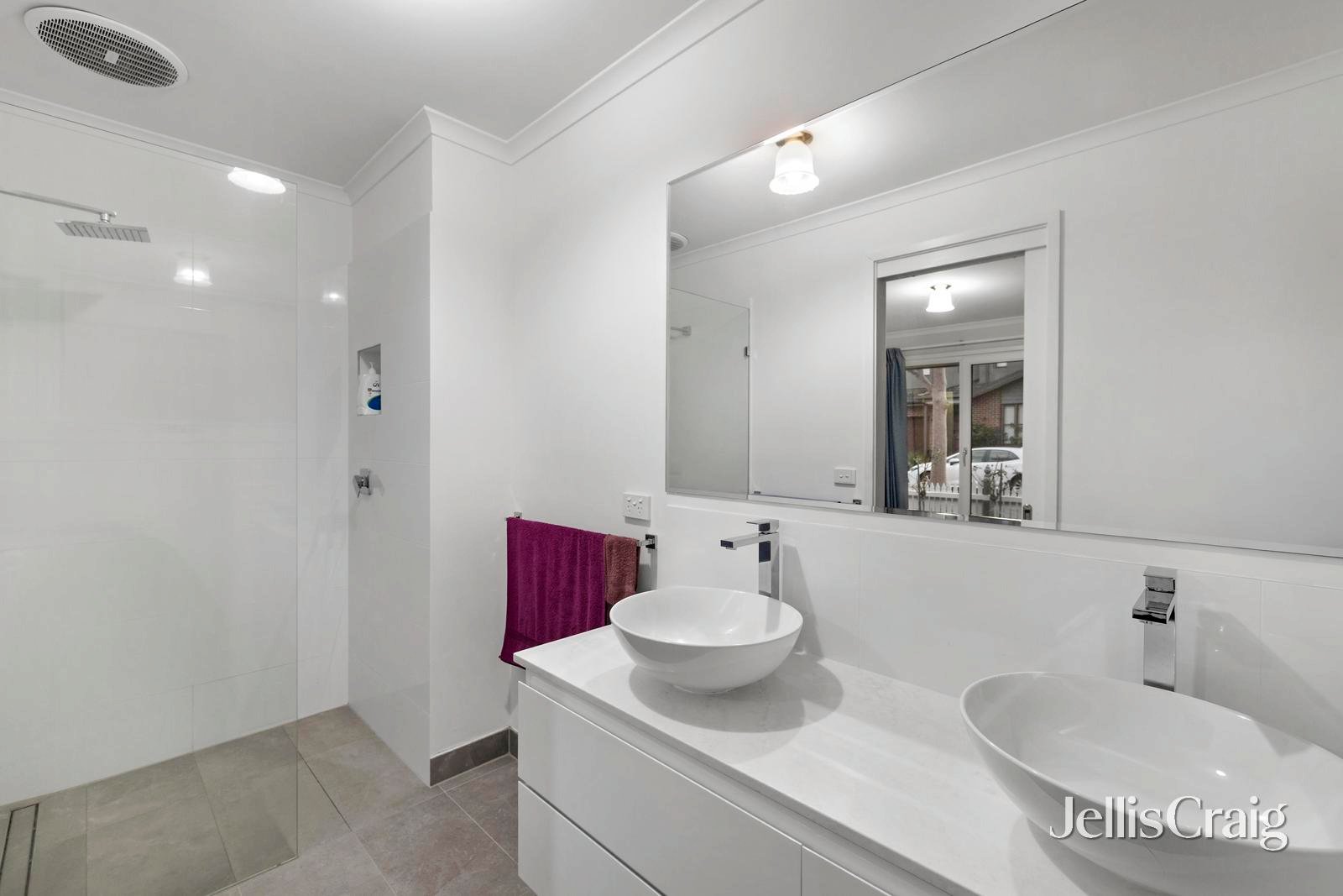 2A Dewrang Crescent, Blackburn image 9