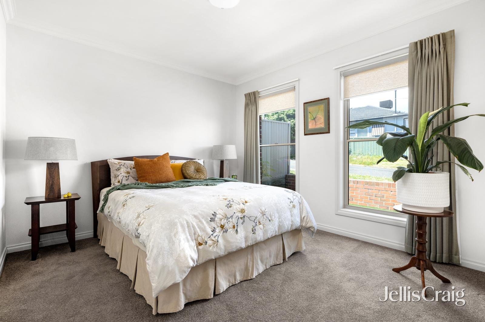 2A Dunrobin Court, Ballarat North image 7