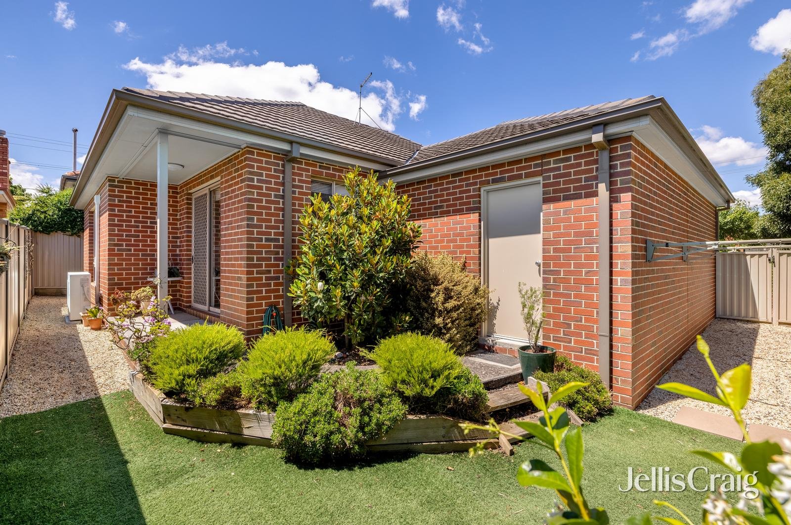 2A Dunrobin Court, Ballarat North image 9