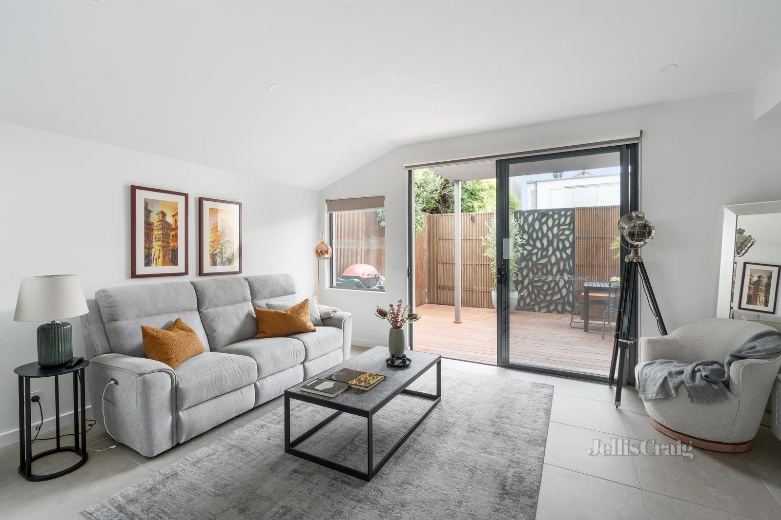 2A Esplanade Place, Port&nbsp;Melbourne image 2