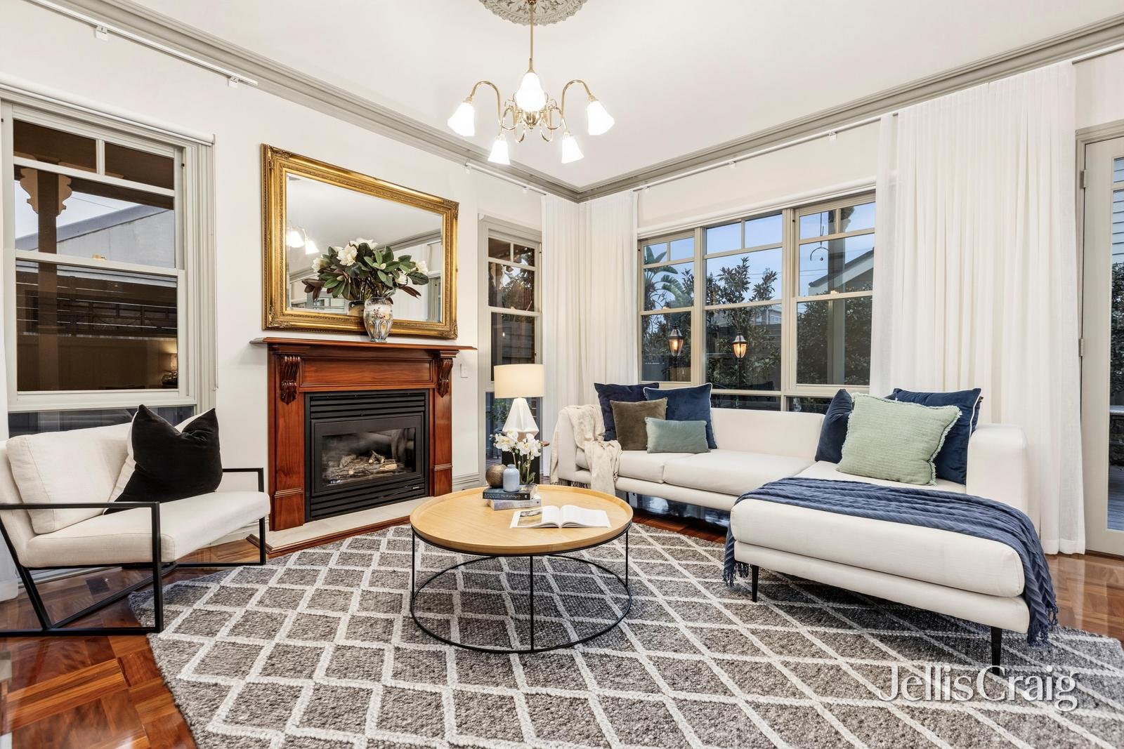 2A Exhibition Street, Mckinnon image 5