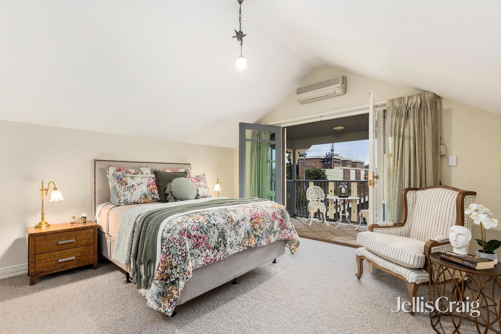 2A Exhibition Street, Mckinnon image 7