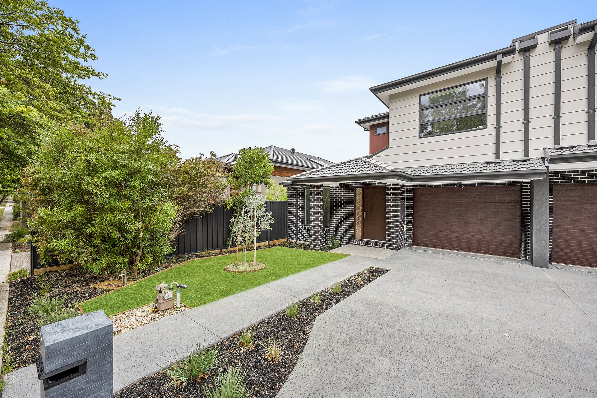 2A Ferguson Street, Mitcham image 1