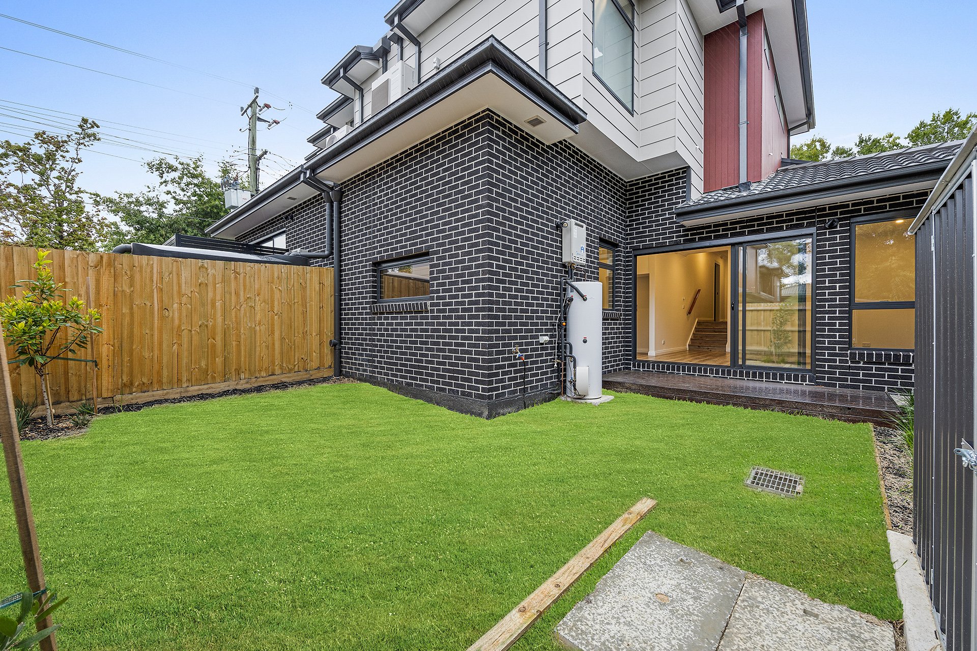 2A Ferguson Street, Mitcham image 11