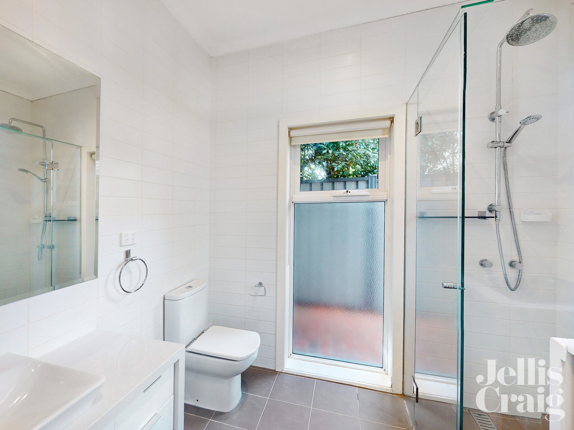 2a Franks Grove, Kew image 6