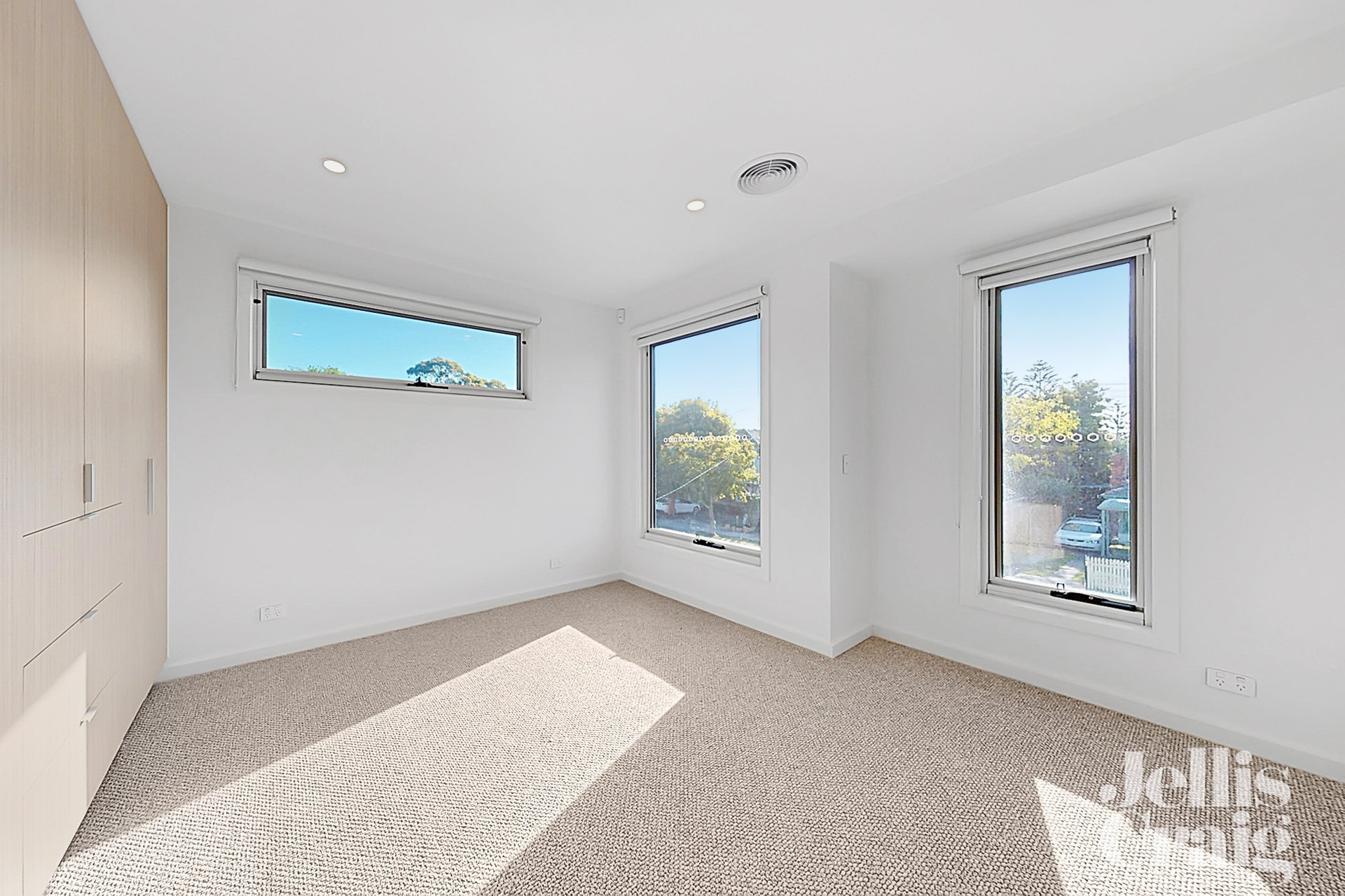 2A Glenmer Street, Bentleigh image 9