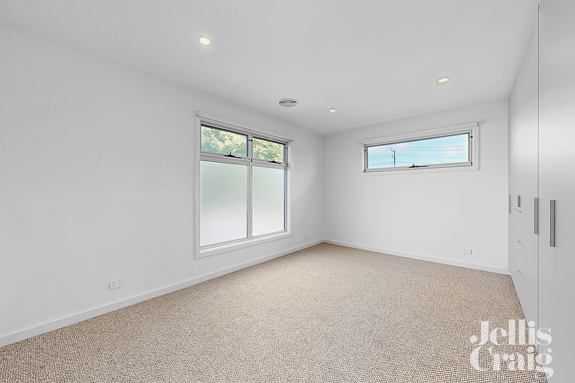 2A Glenmer Street, Bentleigh image 13