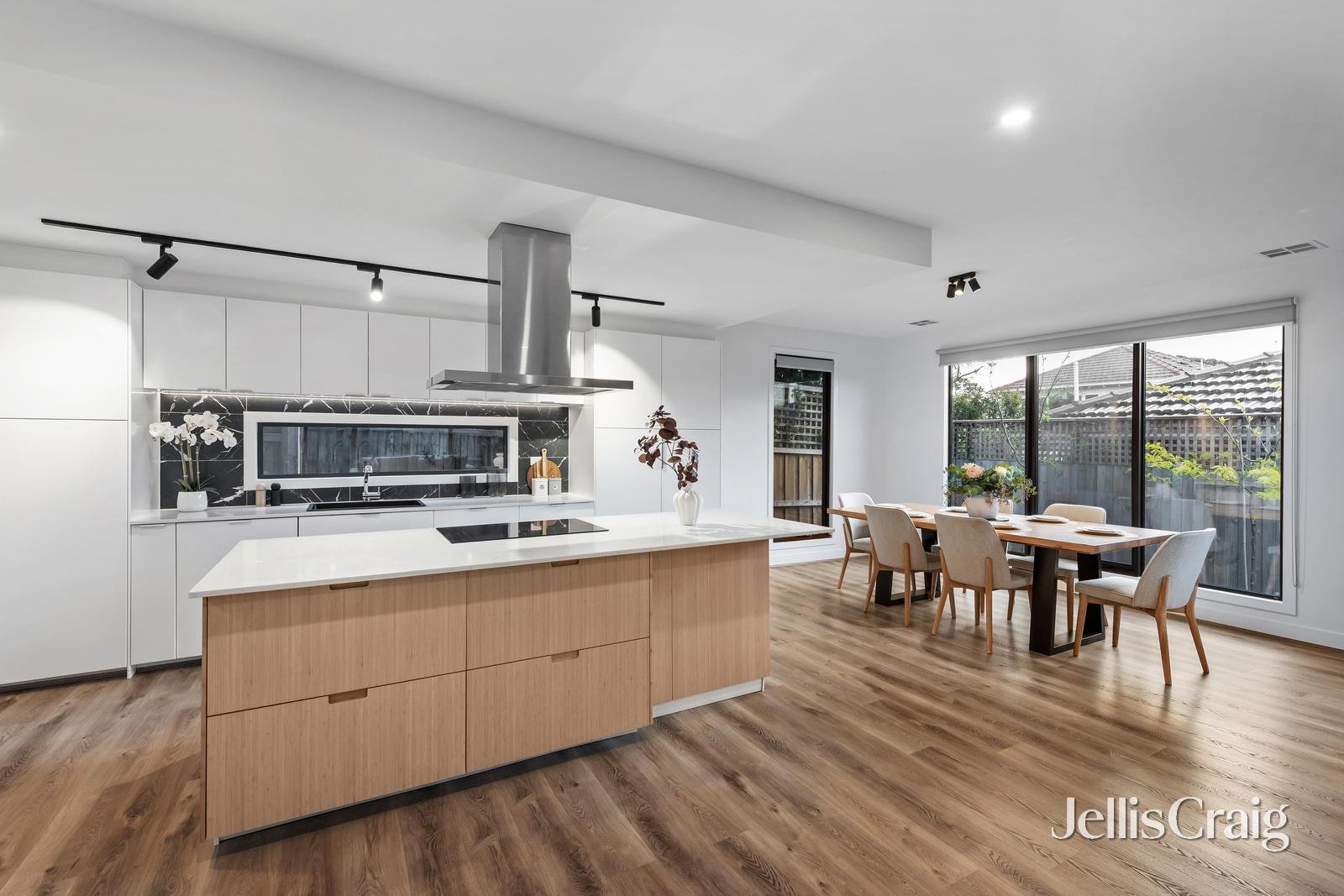 2A Grandview Avenue, Glen Iris image 4