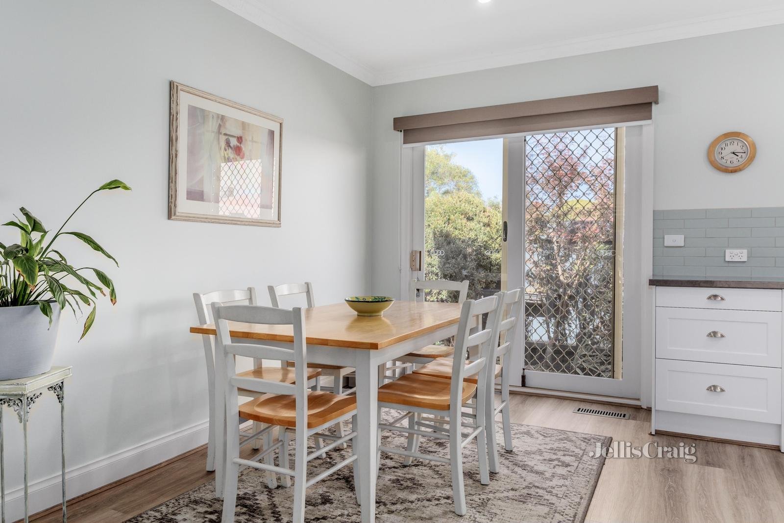 2A Hill Grove, Preston image 4