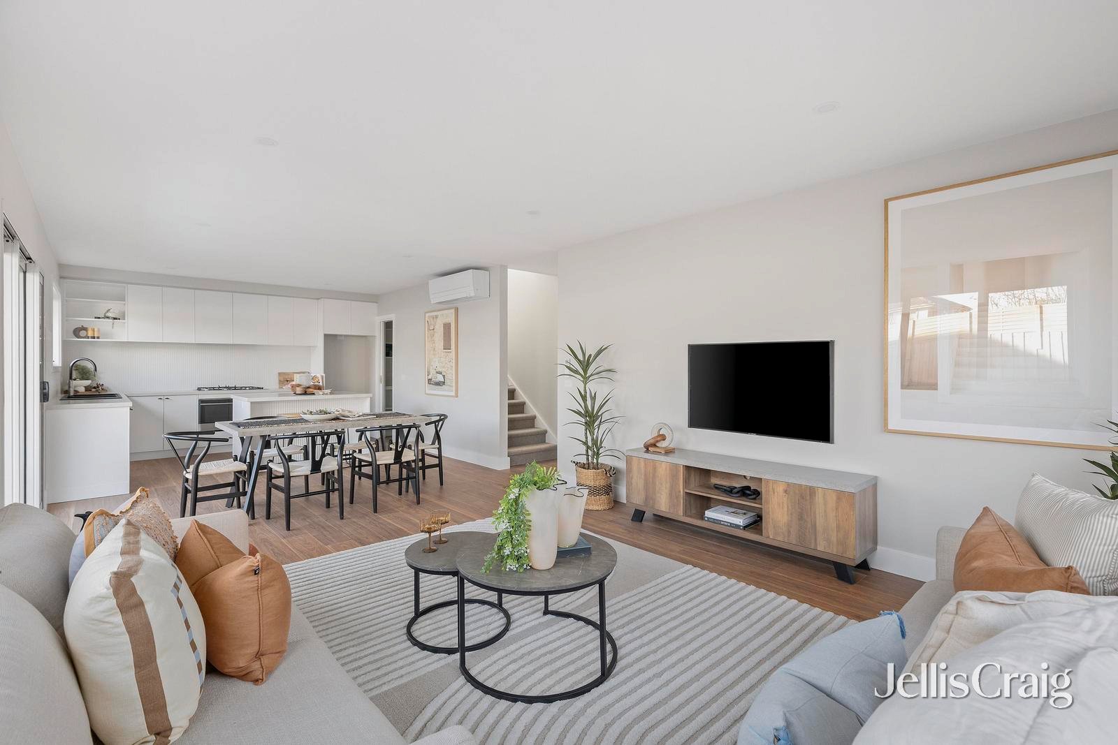 2a Joel Court, Heathmont image 2