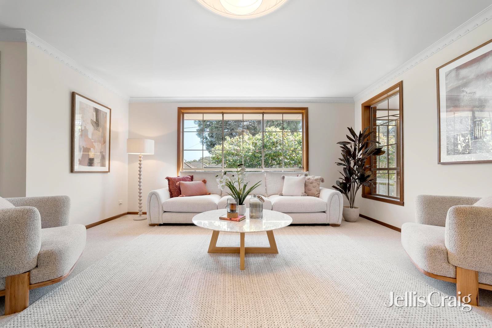 2A John Street, Blackburn image 2
