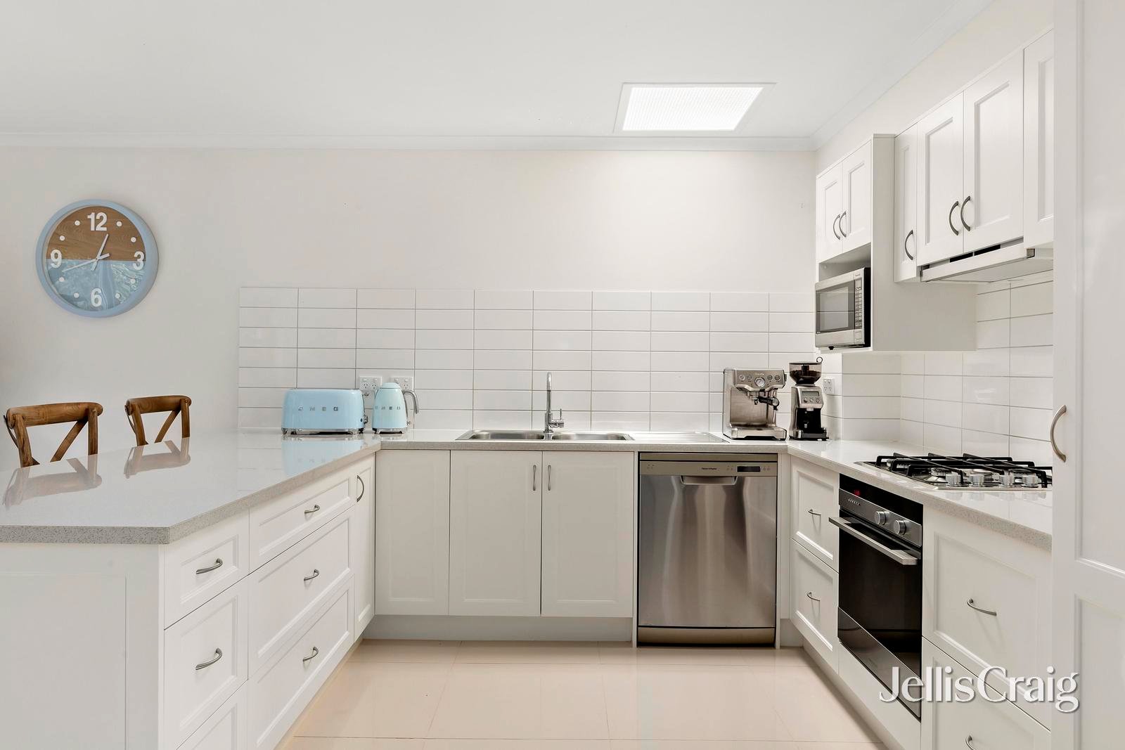 2A Kelvin Close, Niddrie image 4