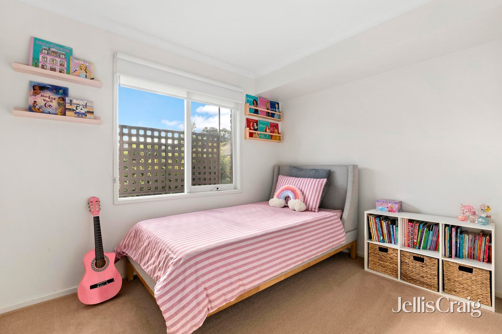 2A Kelvin Close, Niddrie image 7