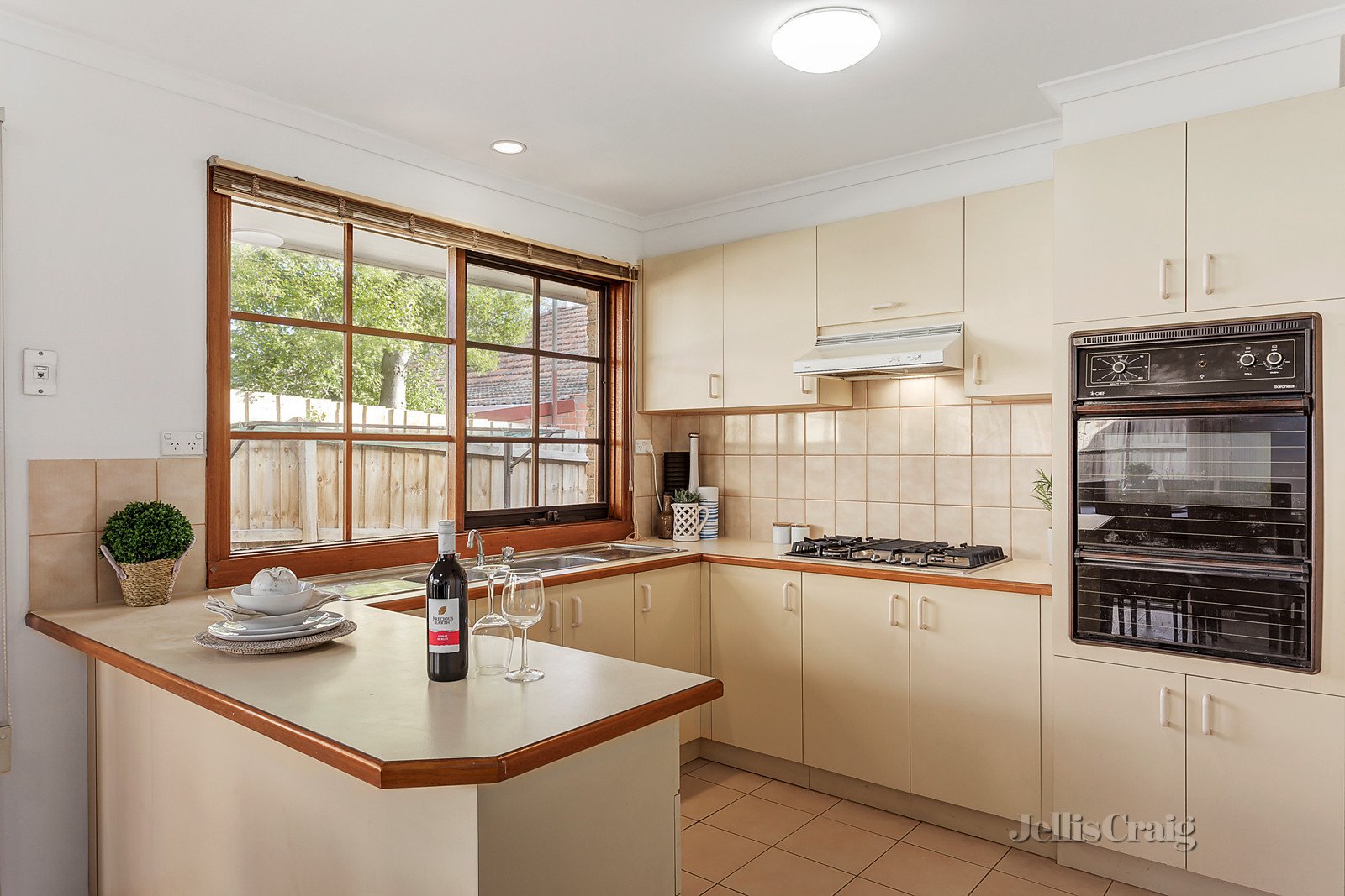 2A Kerr Street, Blackburn image 6