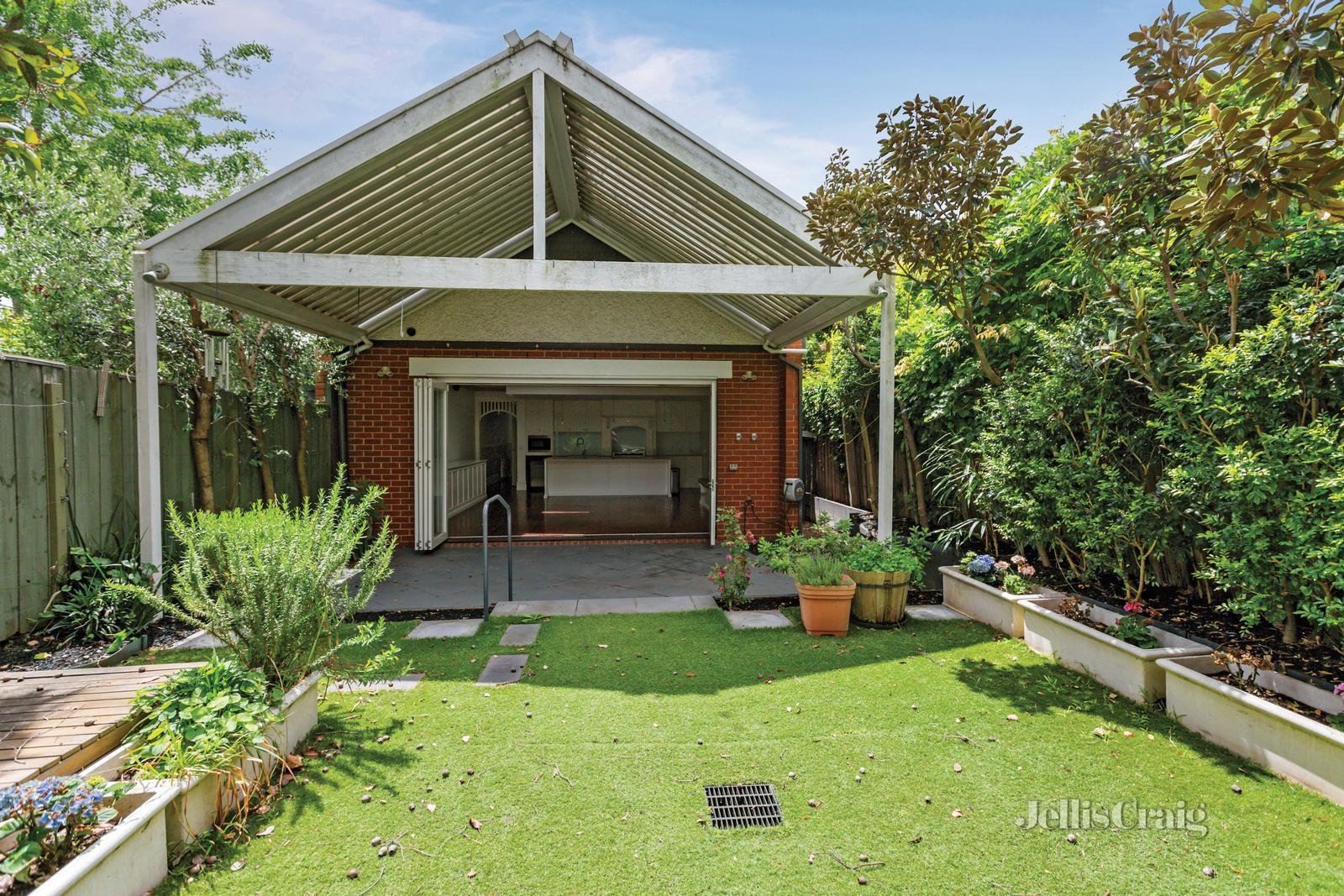 2A Kintore Street, Camberwell image 6