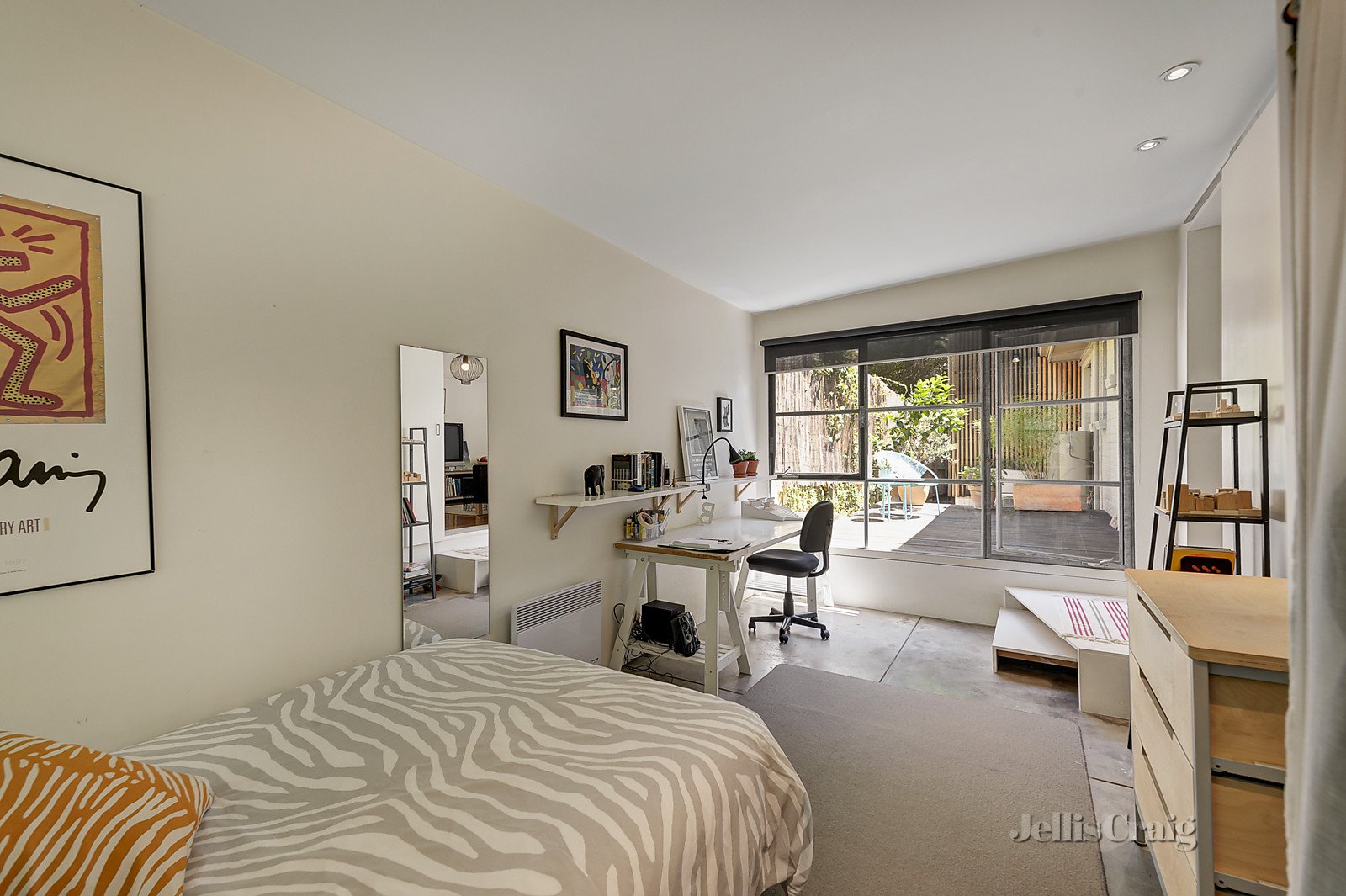 2A Lorne Grove, Camberwell image 8