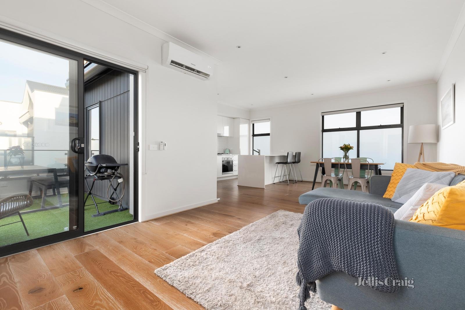 2A Maher Street, Highett image 2