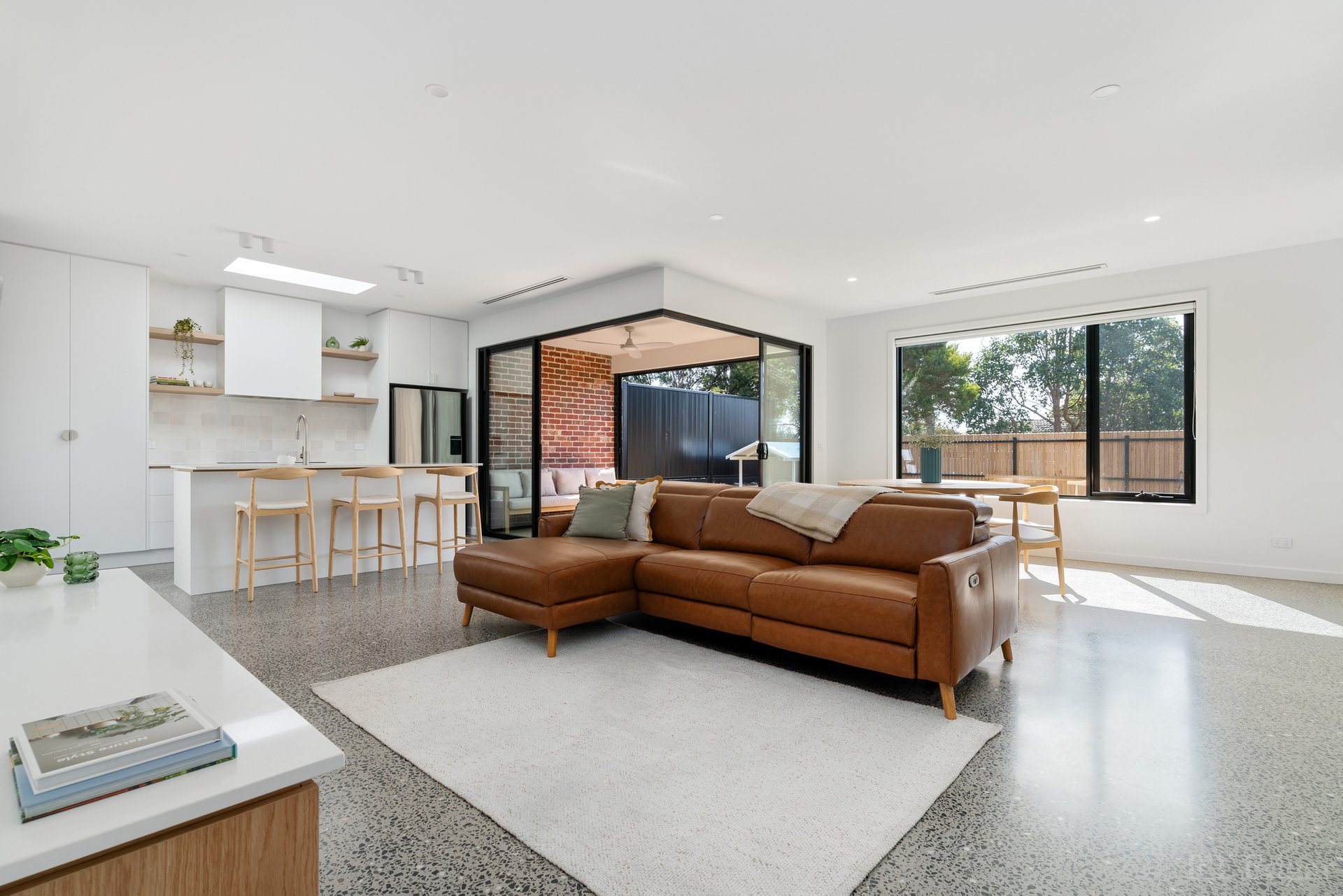 Property Gallery Thumbnail 2