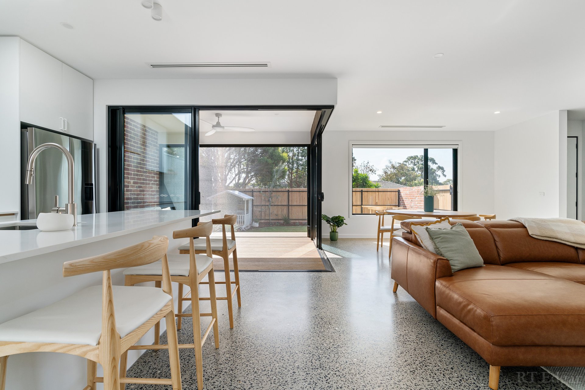 Property Gallery Thumbnail 4