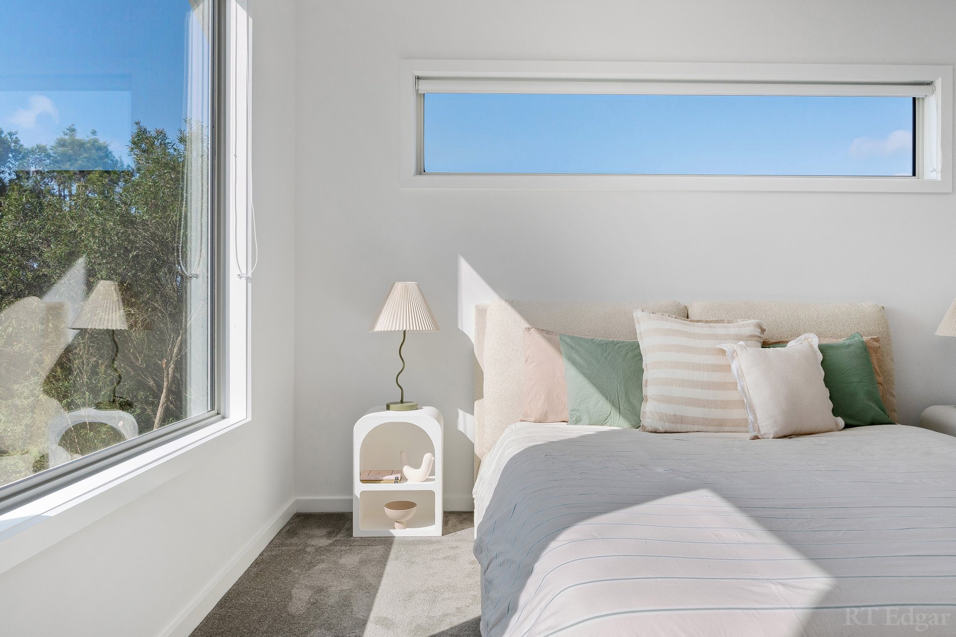 Property Gallery Thumbnail 9