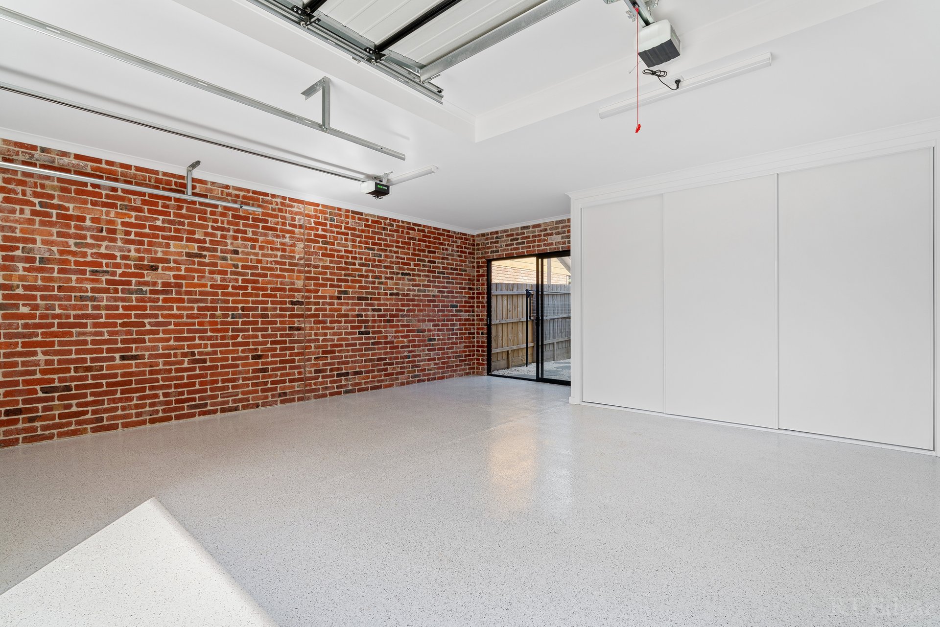 Property Gallery Thumbnail 16
