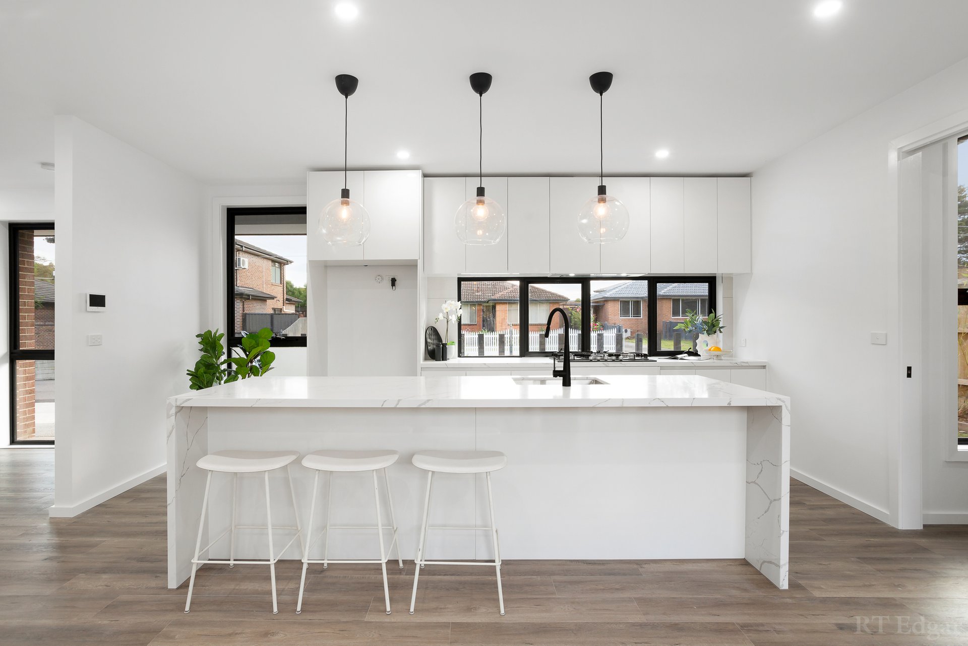 Property Gallery Thumbnail 2